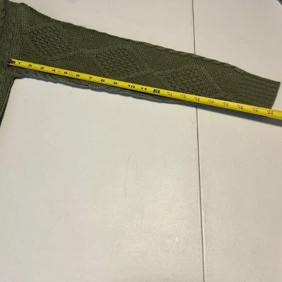 Olive Green Cropped Cable Knit Sweater With Diamond Pattern & Full Zipper - Picture 7 of 10